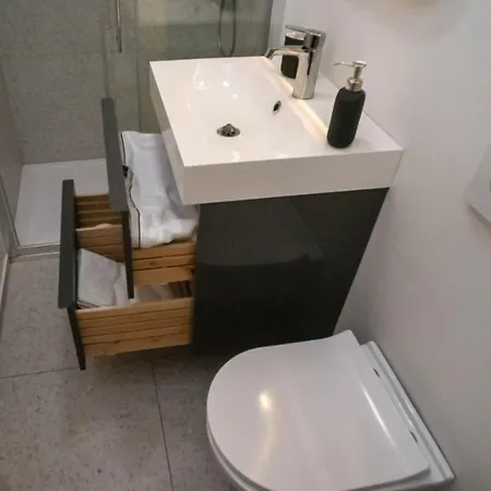 Sunnyside In The Center * Lubiana